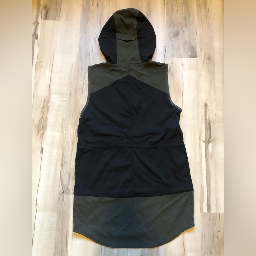 Indygena Cangur Women's Black & Olive Hooded Vest Wind Resistant - Picture 5 of 16